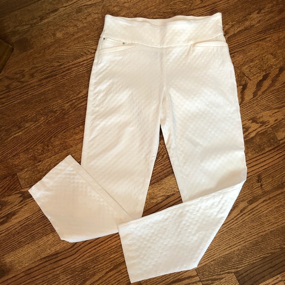 Attyre new york pull on pants Clearance